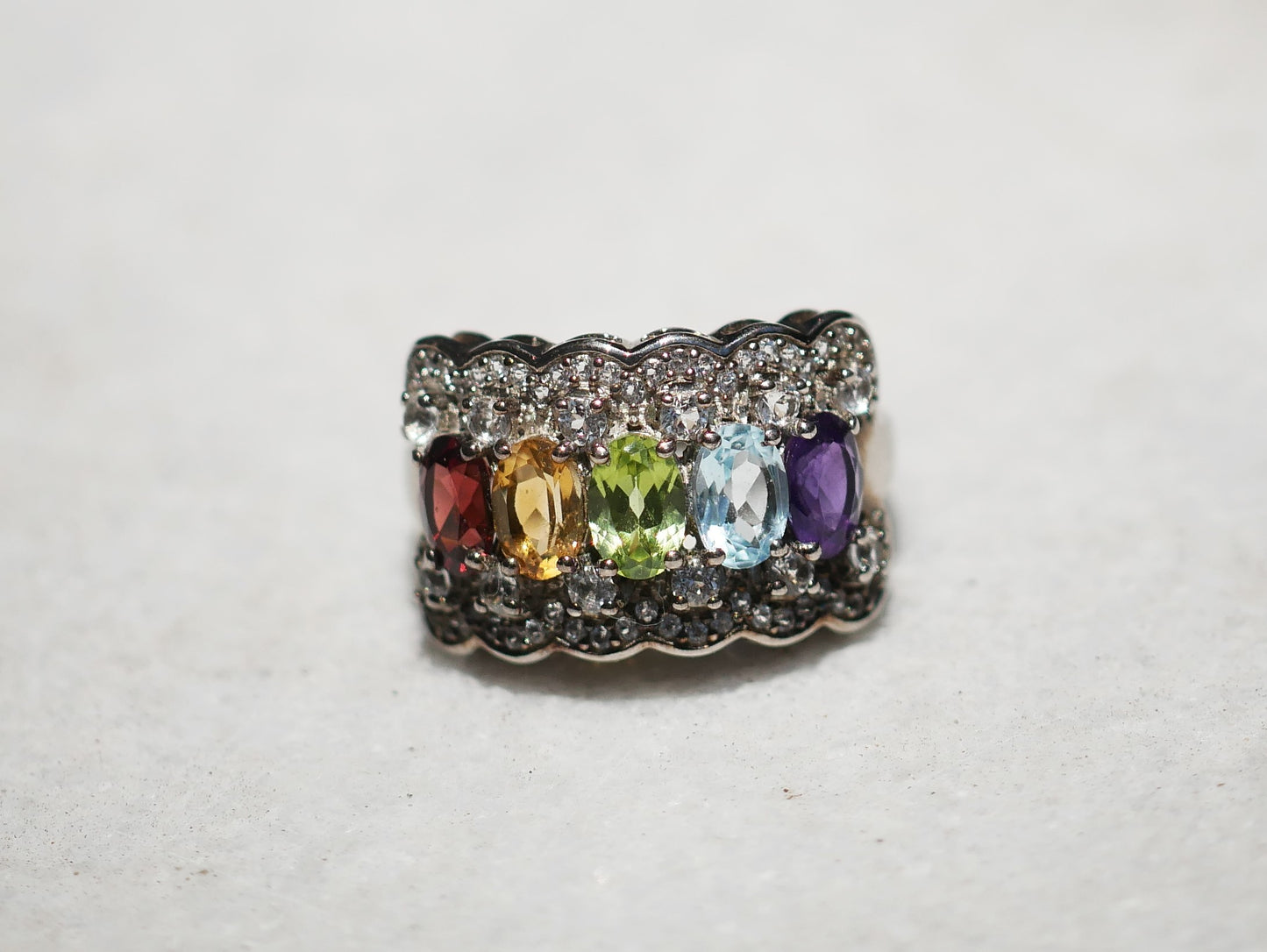 Multi-gemstone Ring