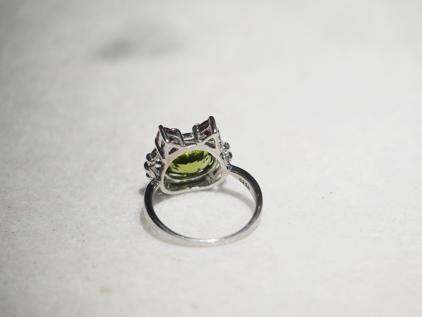 Peridot Cat Ring