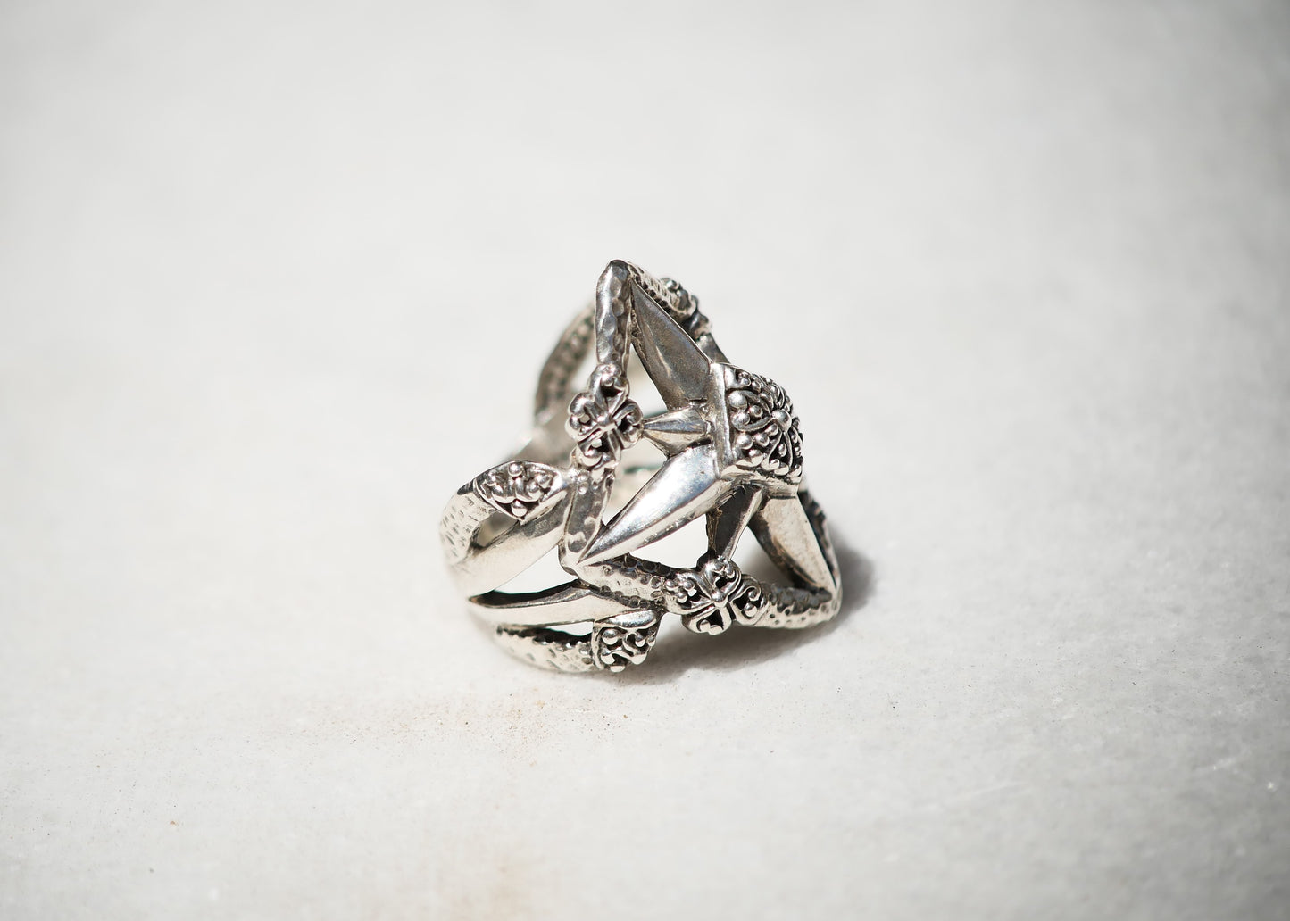 Star ring